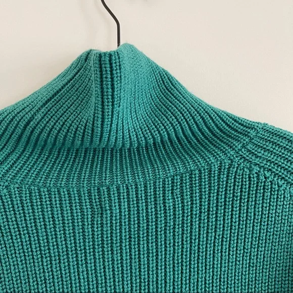 Aritzia Jara sweater - Picture 7 of 8